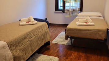 3 Schlafzimmer, Schreibtisch, kostenloses WLAN
