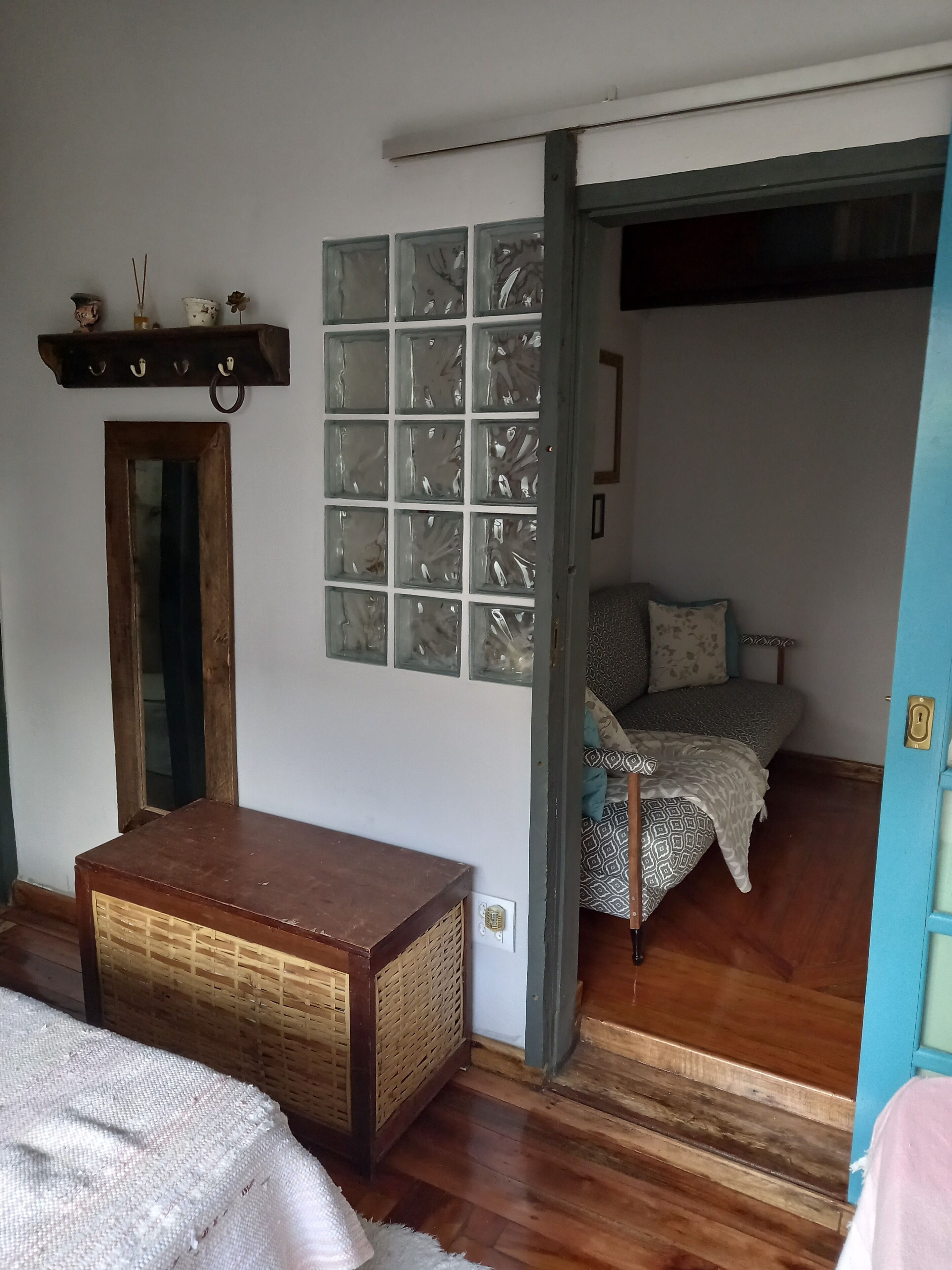 Suite in a century-old house in the center of Socorro