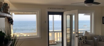 Waterfront home for family getaways