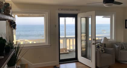 Waterfront home for family getaways