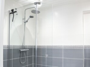 Towels - The Hen House - UK38436 (Bridlington)