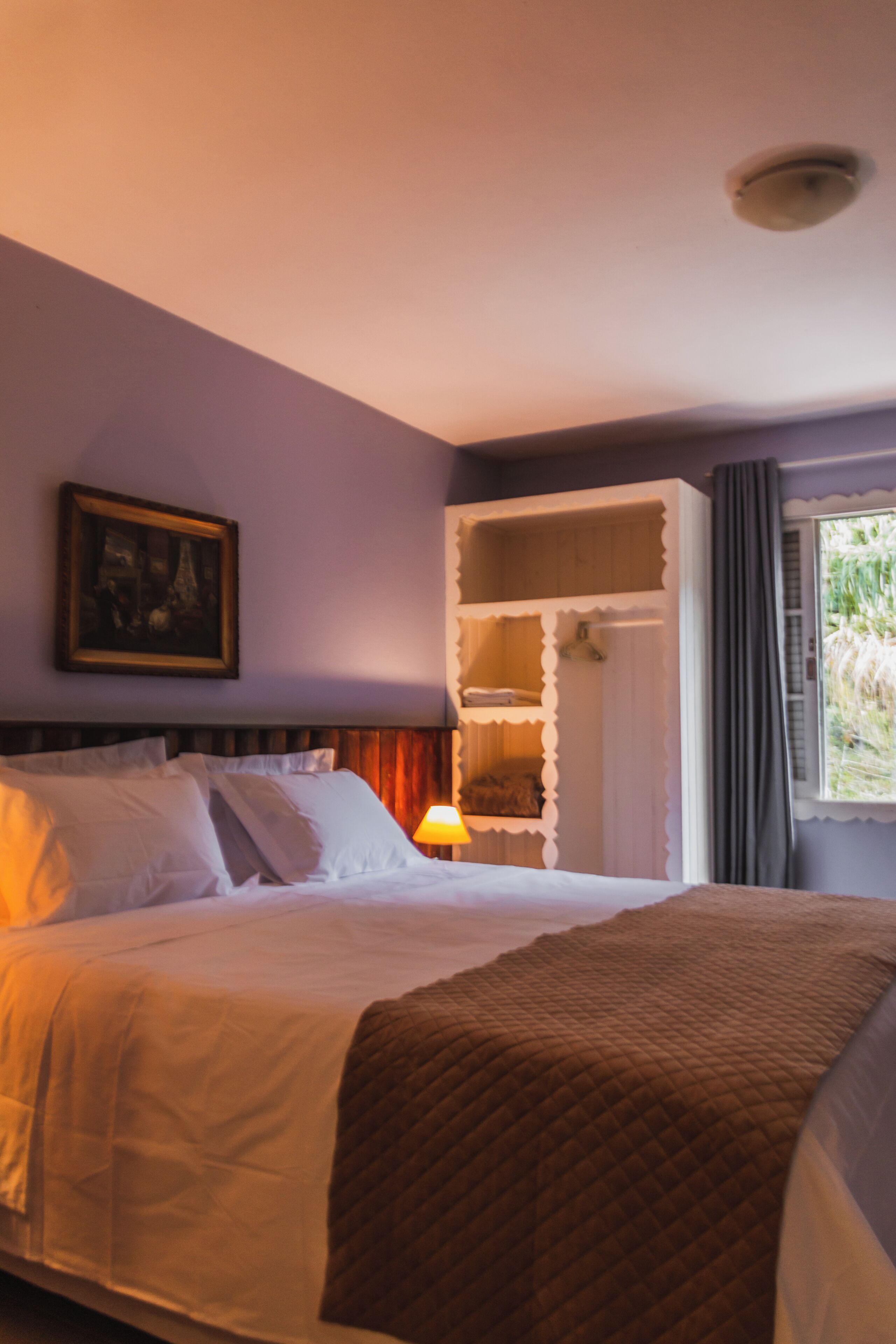 Luxe beddengoed, een minibar, reisbedje, gratis wifi