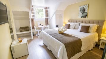 Standard Apartment | Premium bedding, minibar, travel crib, free WiFi