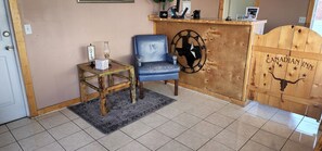 Reception - Canadian Inn (Canadian)