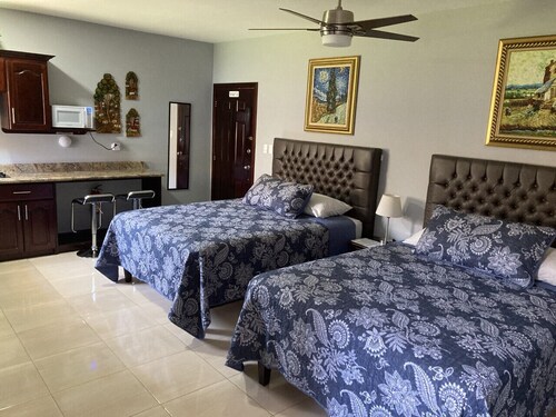 A Suite in Paradise!!!!