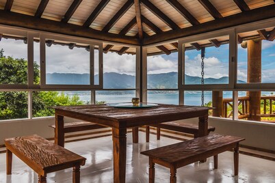 伊利亞貝拉海上豪宅