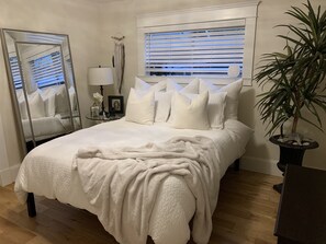 1 habitación, escritorio, wifi gratis y ropa de cama 