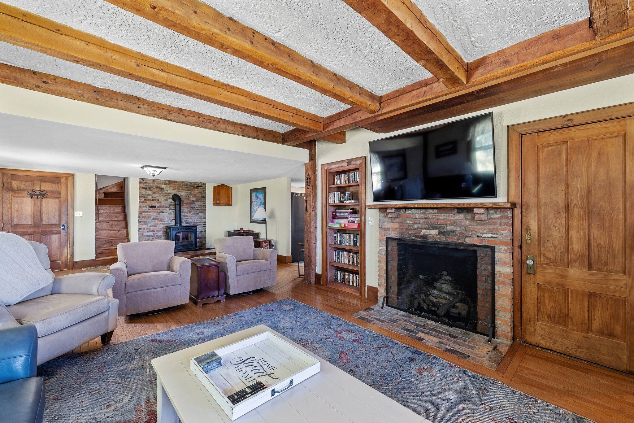 TV connectée, cheminée, jeux vidéo