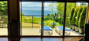 Interior - Points West Oceanfront Resort 3 Bed Ocean Point House A (Sooke)