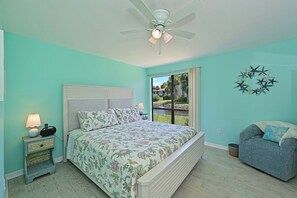 Unclassified image, 4 of 48, button - Runaway Bay 128 - Beach, Pool, gym and bay (Bradenton Beach)