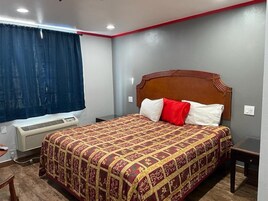 Quarto standard | Wi-Fi de cortesia, roupa de cama