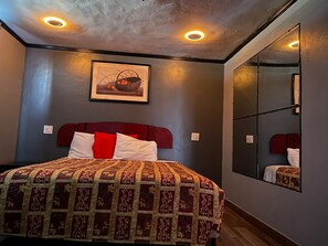 Quarto standard | Wi-Fi de cortesia, roupa de cama