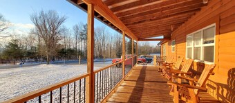 Dream cabin  with mancave and views of Lake Cumberland.