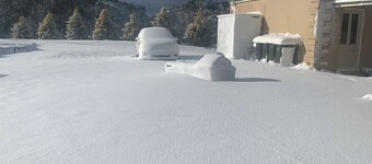 Hillcrest Farm Stay affordable 2 bedroom apartment