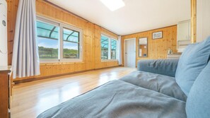 Basic Room, 3 Bedrooms (Jayeon minbak)