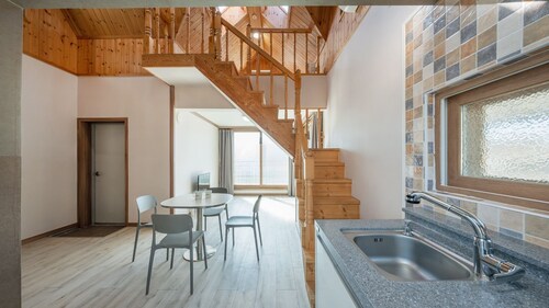 Samcheok Bongsuni-unni Pension