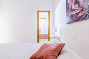 1 makuuhuone, silitysrauta/-lauta, ilmainen Wi-Fi, vuodevaatteet