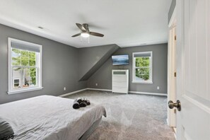 2 chambres, bureau, Wi-Fi, draps fournis