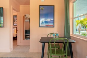 Dining - 104 · Beach Bliss Mid-Century Modern Apt Steps from Sand (Clearwater)