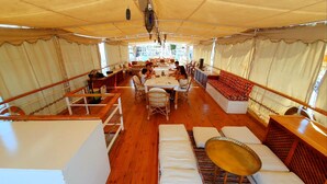 Restaurant - DAHABIYA PRINCESS DONIA (Luxor)