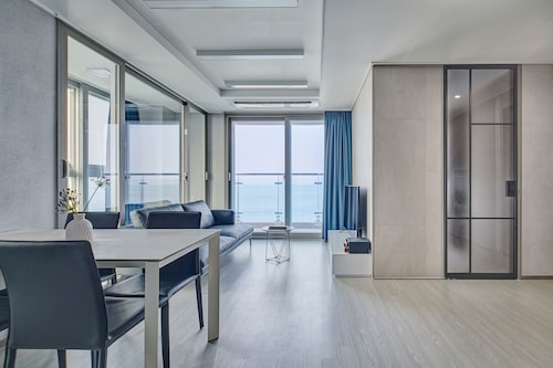 강릉 컨피네스 오션 스위트 호텔