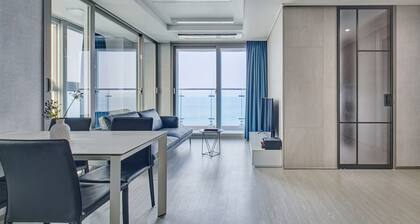 Gangneung Chonpines Ocean Suites Hotel