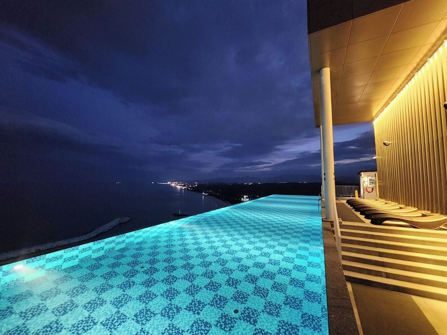 Seasonal outdoor pool