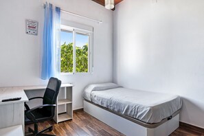 3 Schlafzimmer, Bügeleisen/Bügelbrett, kostenloses WLAN, Bettwäsche