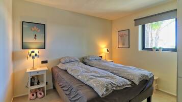 4 habitaciones, tabla de planchar con plancha y wifi gratis