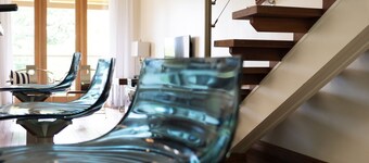 St James Luxury Villa - Near Beach & Gym