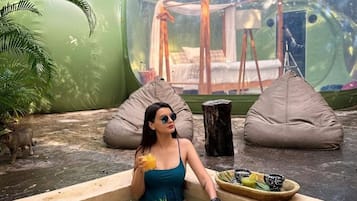 6 sovrum, sÀngtillbehör av högsta kvalitet, duntÀcken och bÀddmadrasser