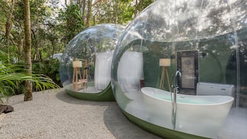 Suite Premium, piscine privée, vue jardin | Terrasse/Patio