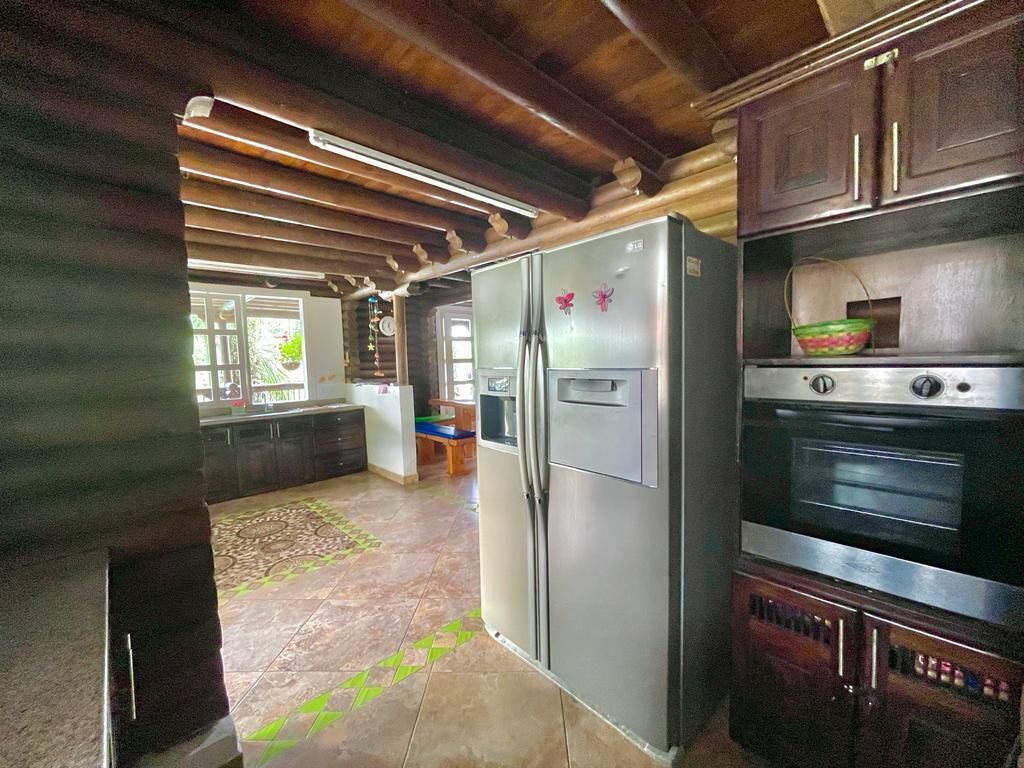 Villa in Guatape surrounded by the lake