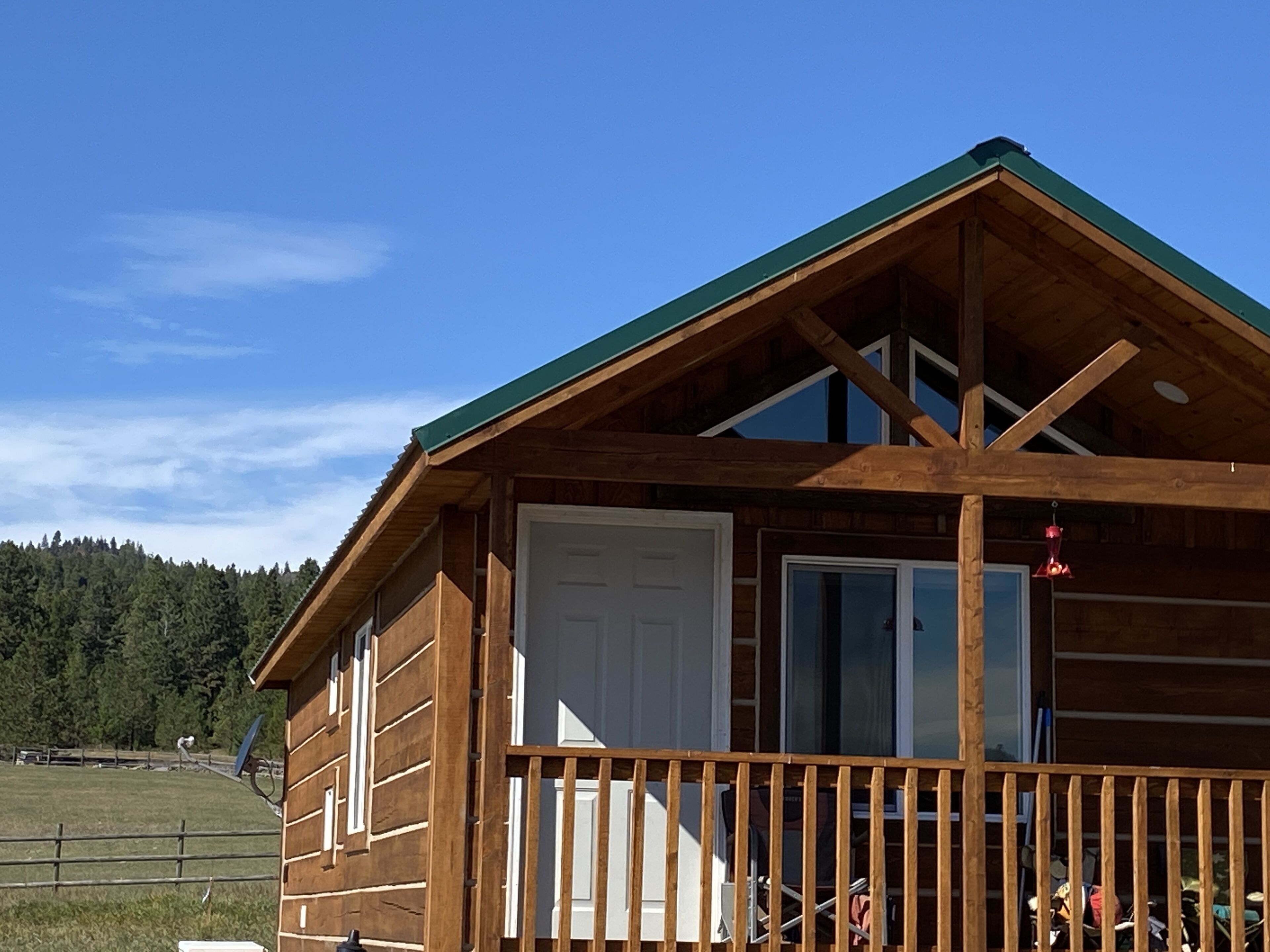 Hunter's Cabin! Glacier National Park! Trails and Skiing! Pet Friendly!