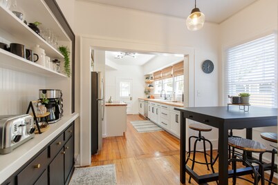 The Cranford Cottage Historic Cozy Centrally Located in Valdosta