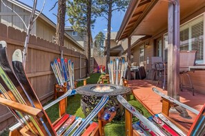 Terrace/patio - Stylish & Comfy ~ 5★ Location, ♛Royal Beds, HotTub (Flagstaff)
