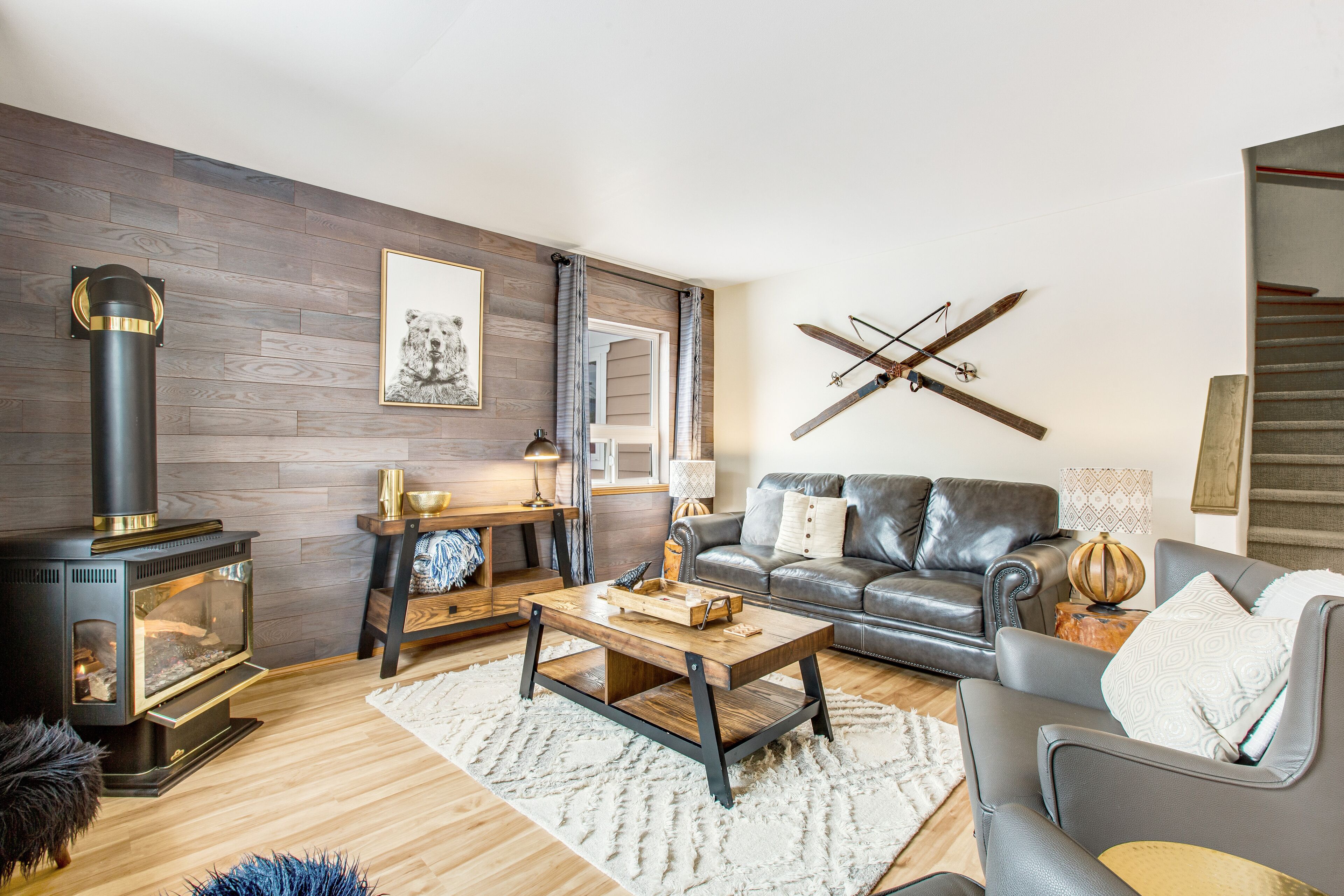 Ski-in/ski-out home with gas fireplace & two-car garage - dog-friendly