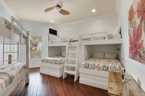 Room - Sandcastle by the Sea by Five Star Properties (Destin)