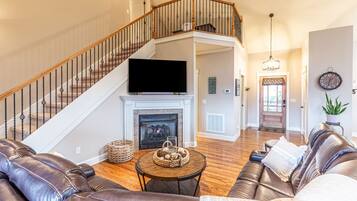 Télévision, cheminée