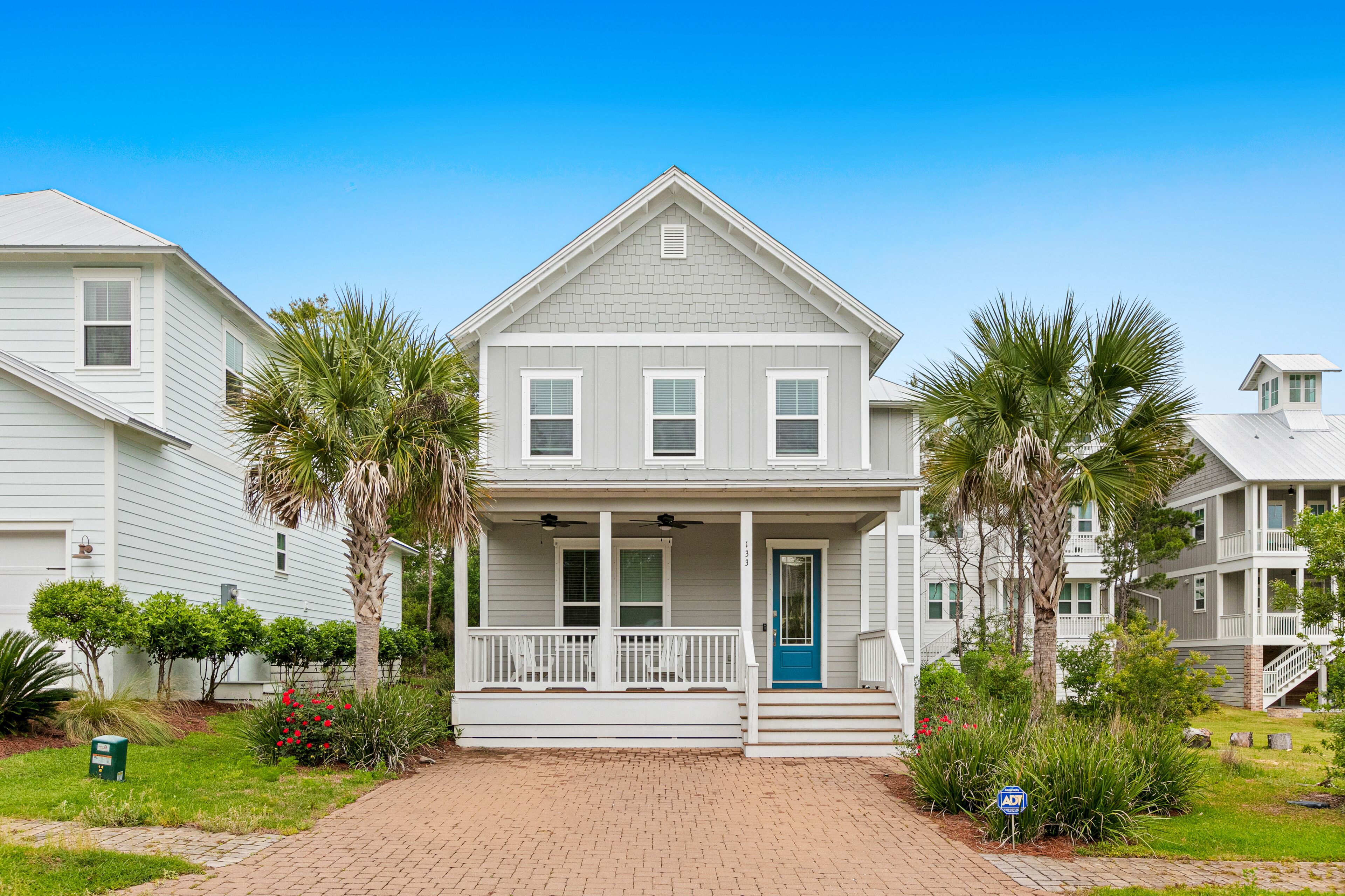 Peaceful coastal retreat with WiFi, central AC, & shared pool - walk to beach