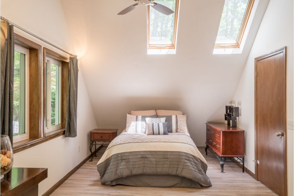 Cozy Pocono Chalet with Ammenities