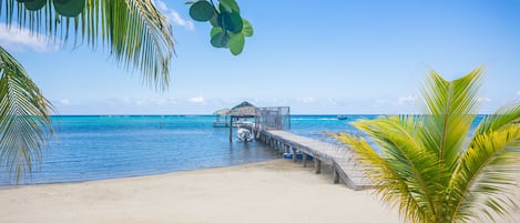 Nära stranden och strandhanddukar