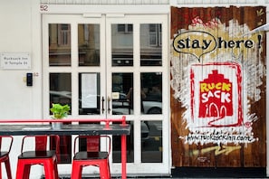 Exterior - Rucksack Inn Temple Street (Singapore)