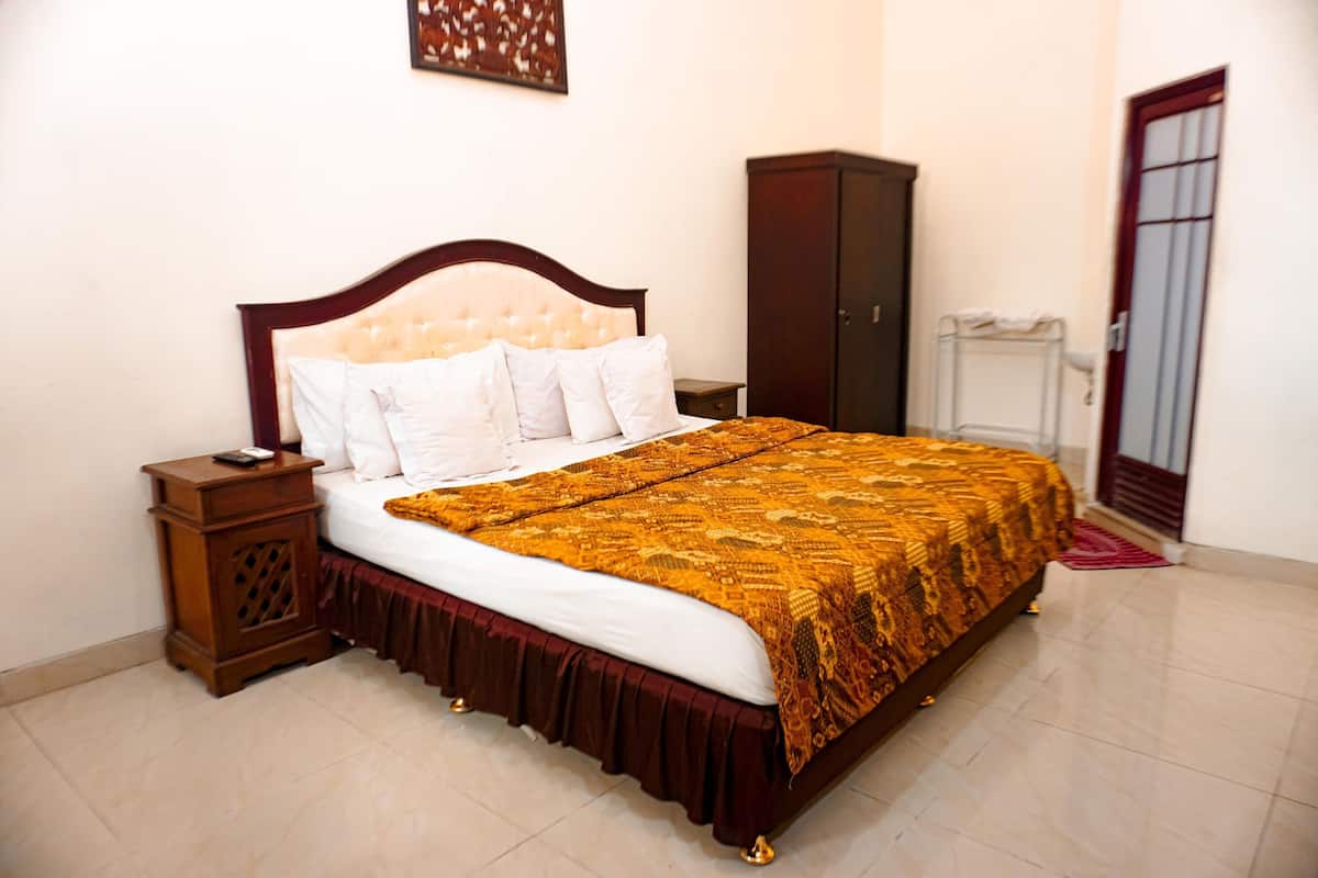Economy Room | Meja, Wi-fi percuma, cadar katil