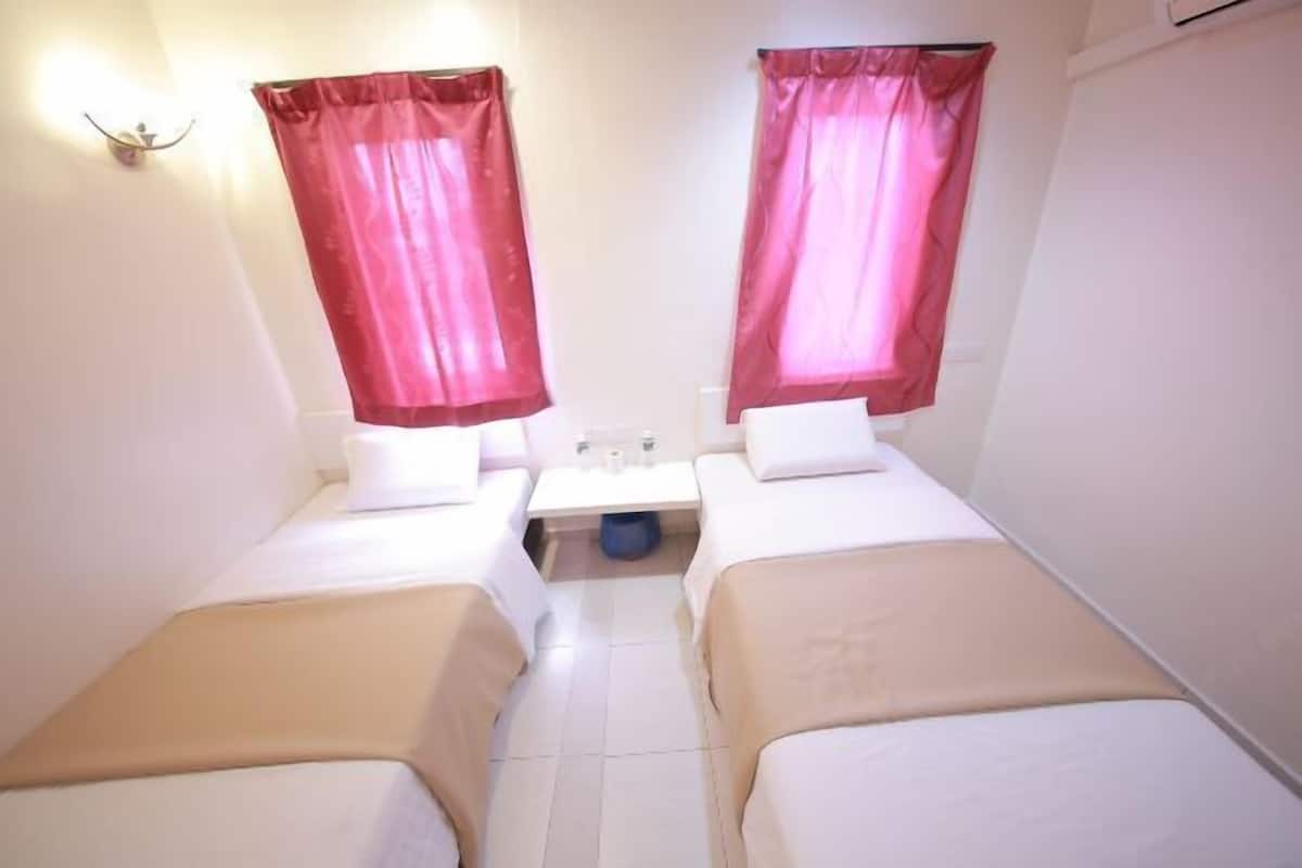 1 chambre, bureau, Wi-Fi gratuit, draps fournis