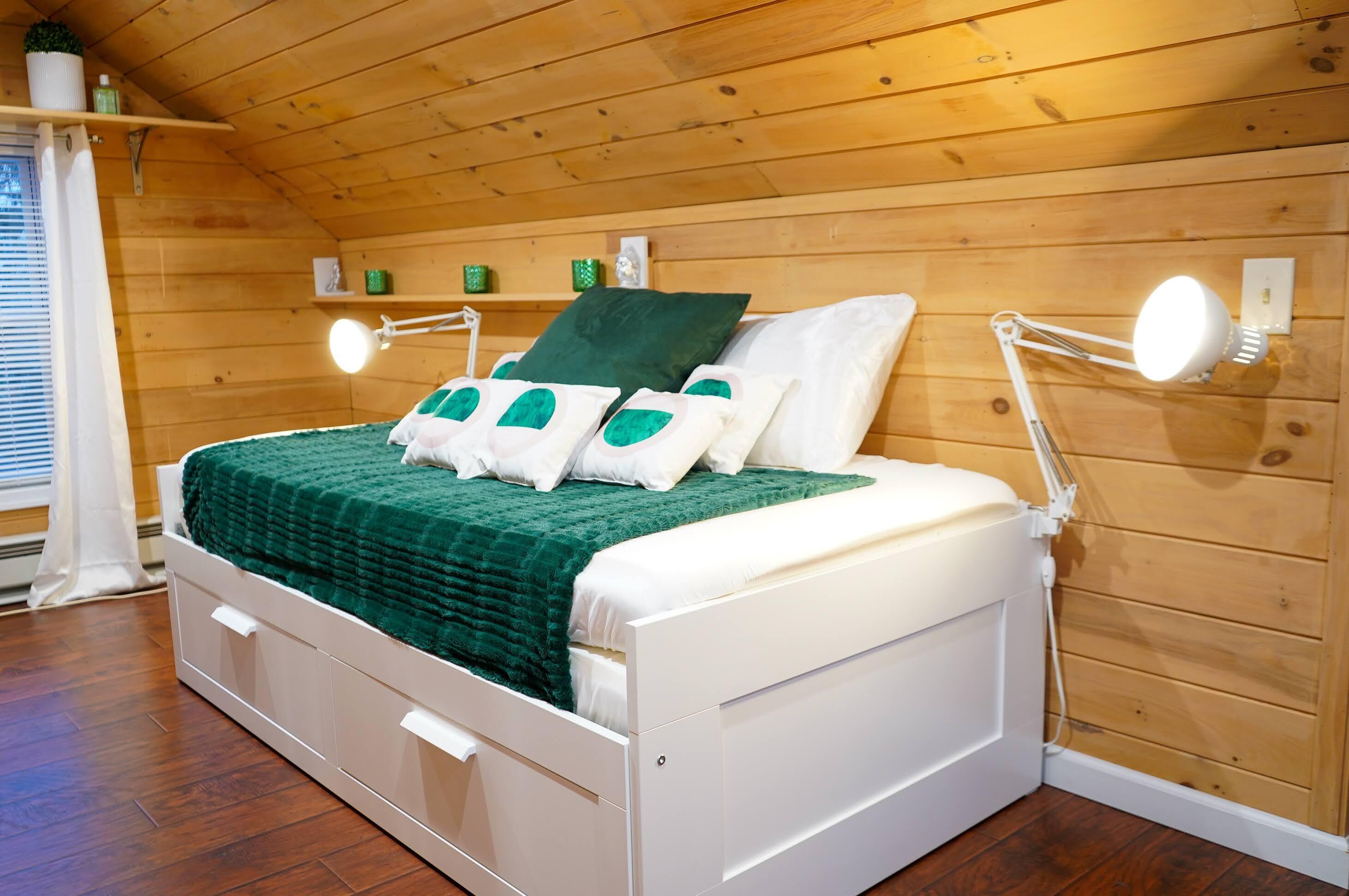3 chambres, bureau, Wi-Fi gratuit, draps fournis