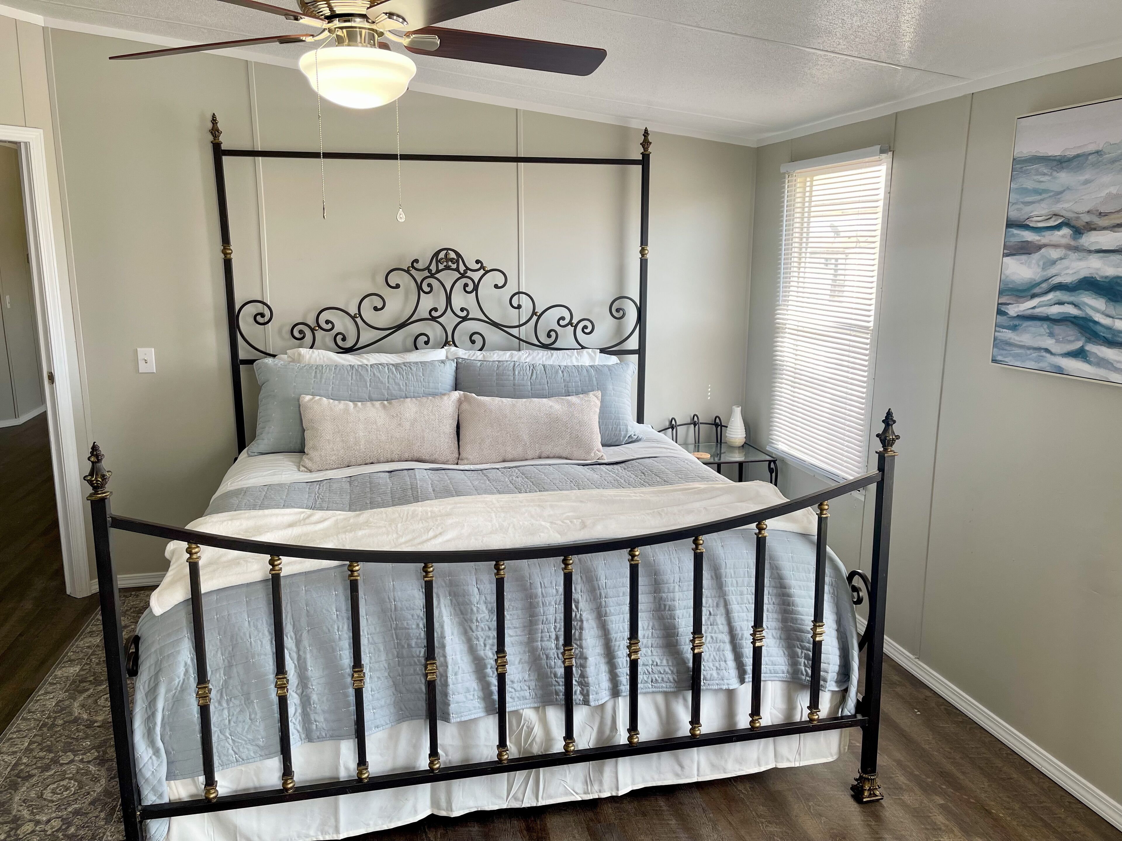 3 bedrooms, iron/ironing board, free WiFi, bed sheets