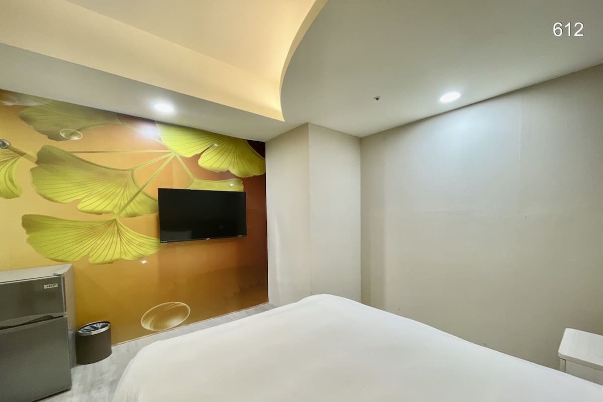 Habitación básica | Escritorio, espacio para trabajar con laptop y wifi gratis