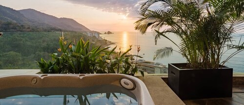 Garza Blanca Preserve Residennce