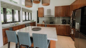 Ảnh chưa phân loại, 2 trong số 69 ảnh, nút